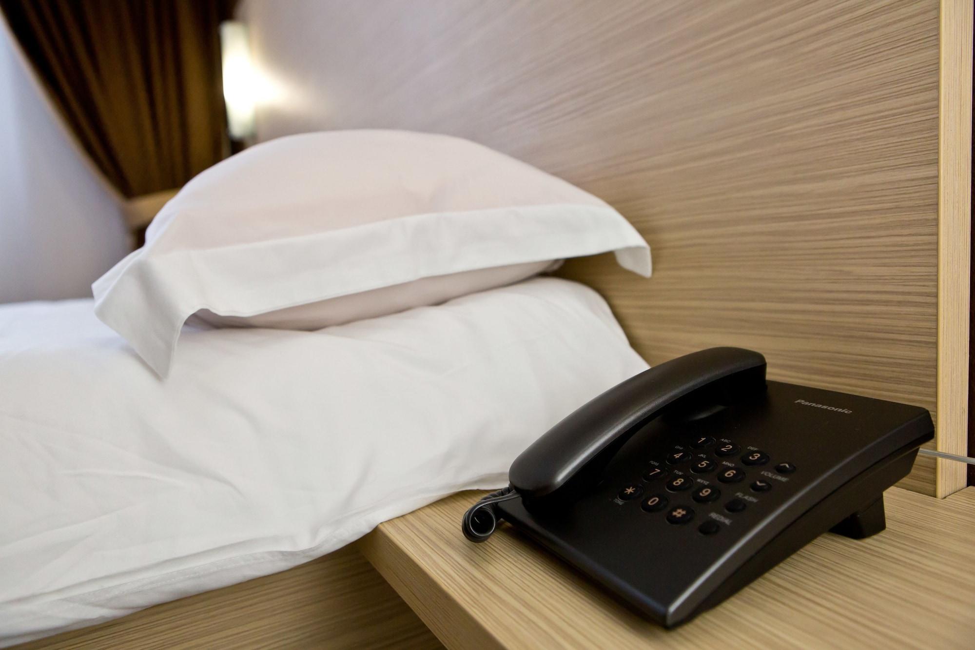Hotel Olsi Кишинев Екстериор снимка