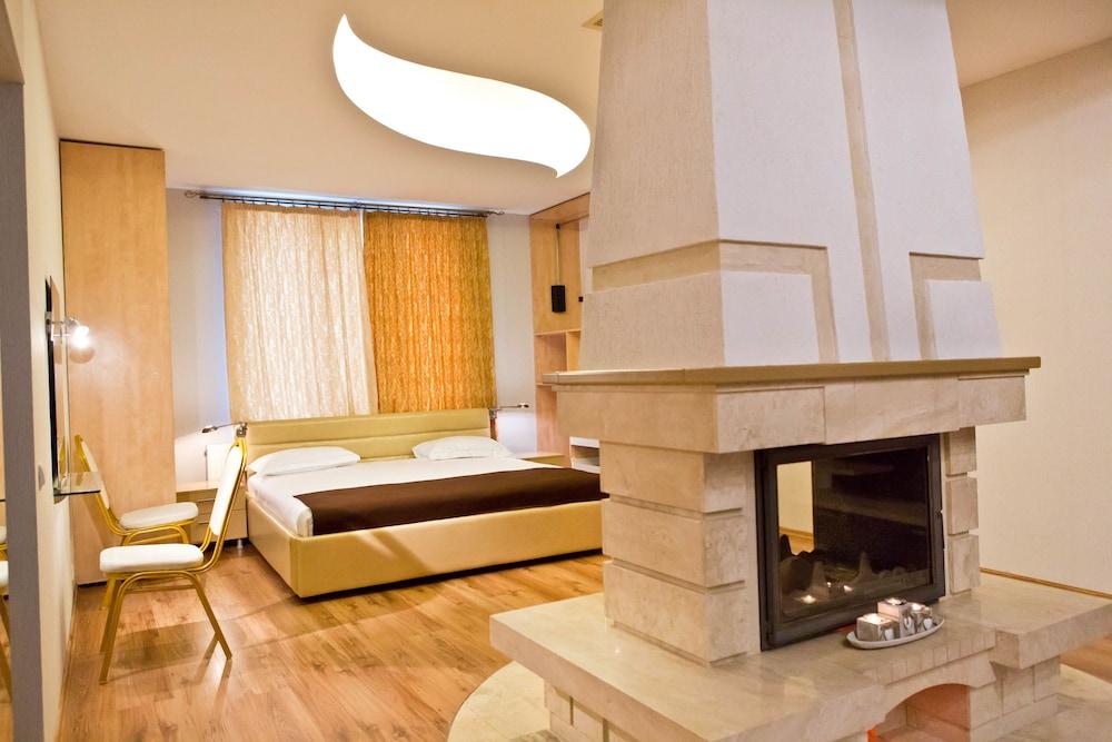 Hotel Olsi Кишинев Екстериор снимка
