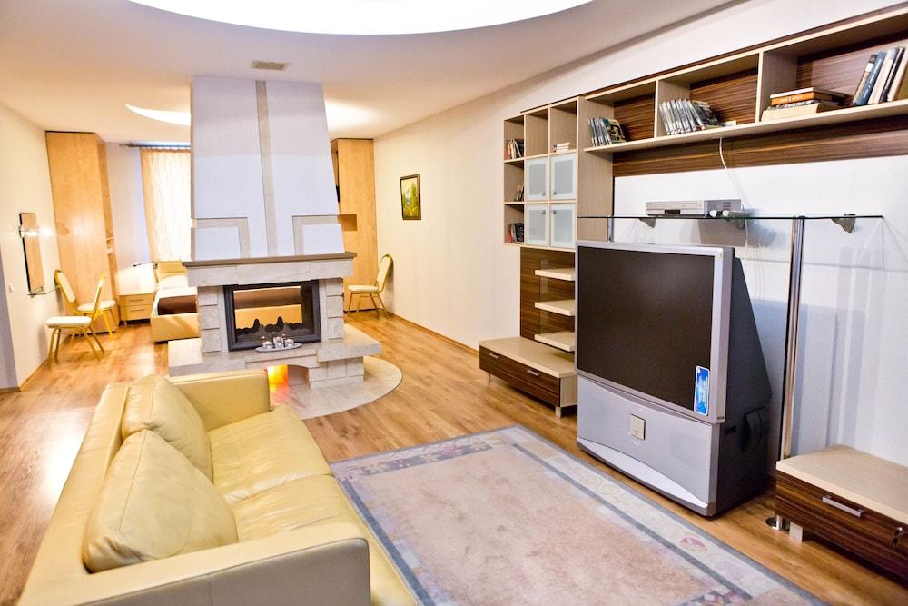 Hotel Olsi Кишинев Екстериор снимка