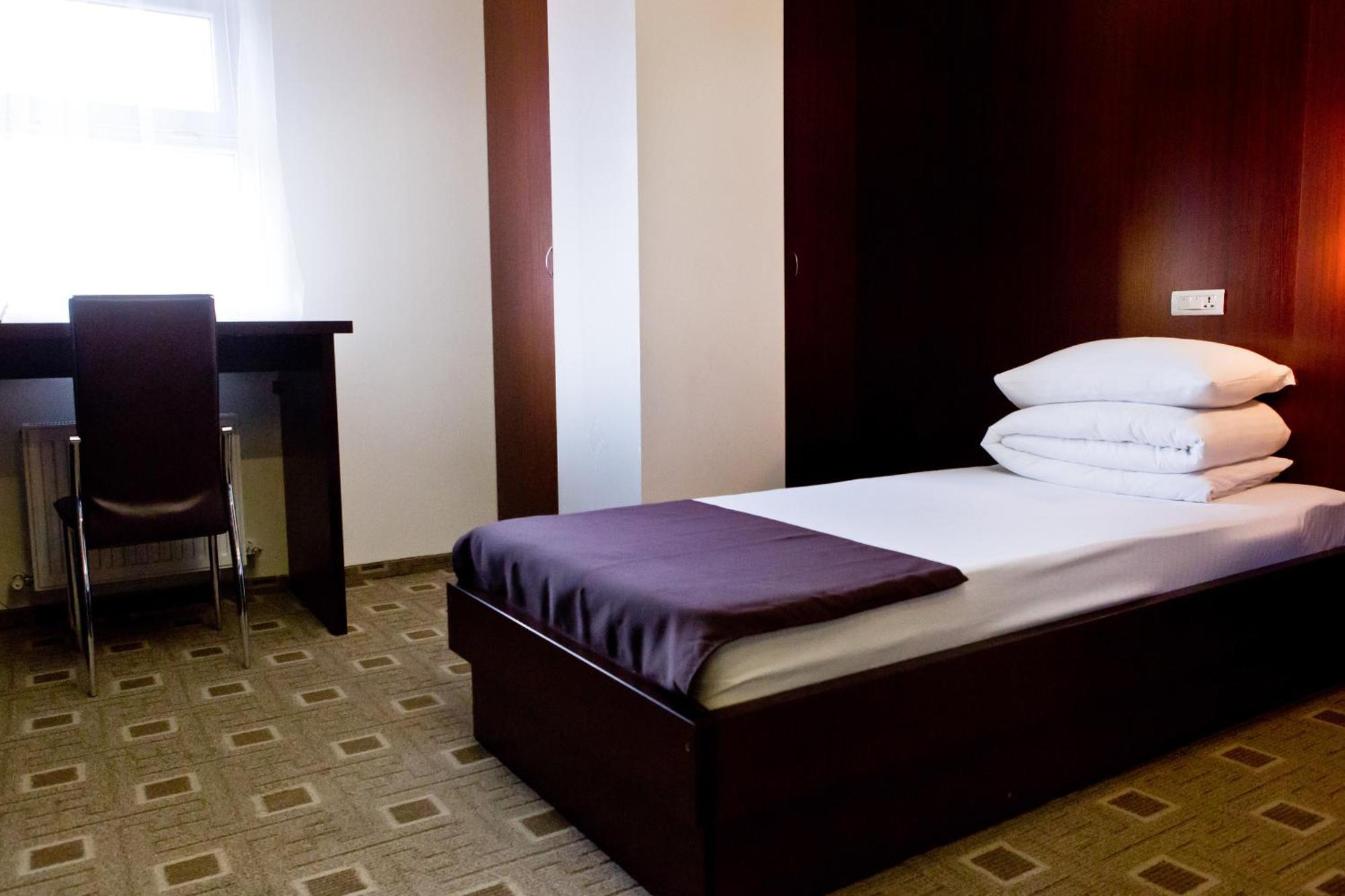 Hotel Olsi Кишинев Стая снимка