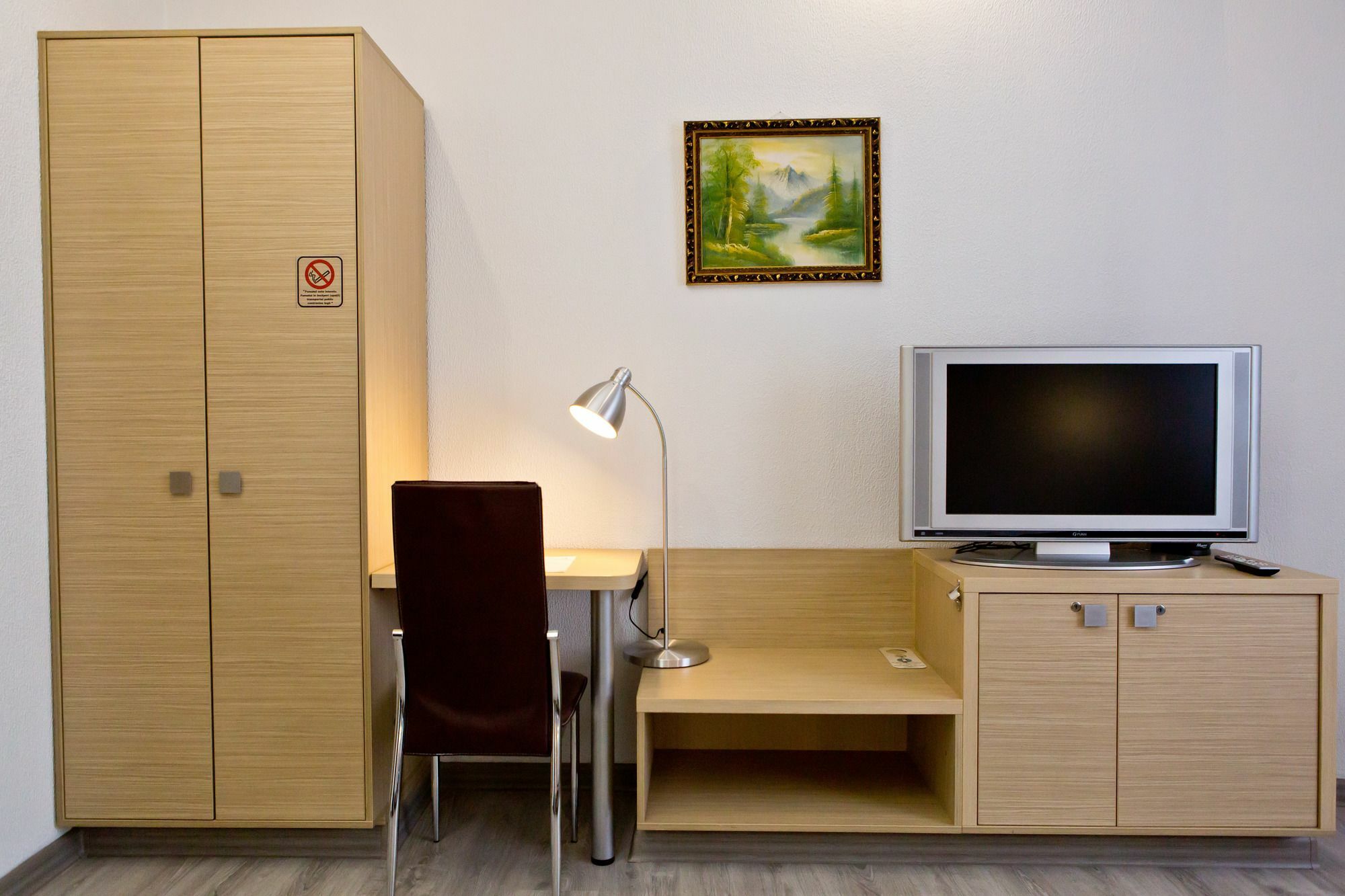Hotel Olsi Кишинев Екстериор снимка